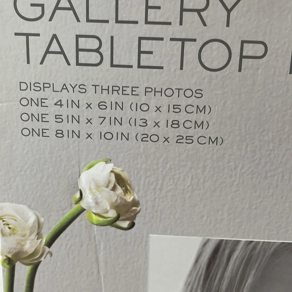 Martha Stewart Gallery TableTop Frame Display NIB - Picture 2 of 5